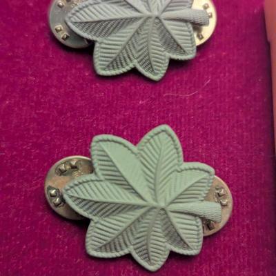 Sale Photo Thumbnail #2604: US Military Amy Rank Lapel Pins #3