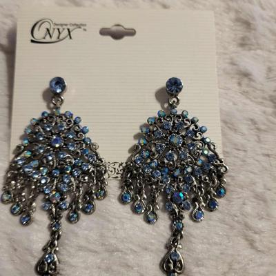 New jewelry, Stella and Dot, Avon So good jewelry Onyx