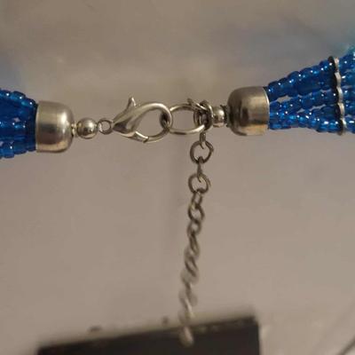 Beautiful southwestern style necklace, stone, and glass