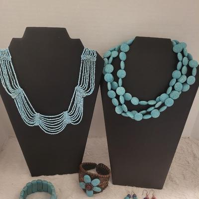 6 Piece of southwestern style jewelry