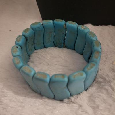 6 Piece of southwestern style jewelry
