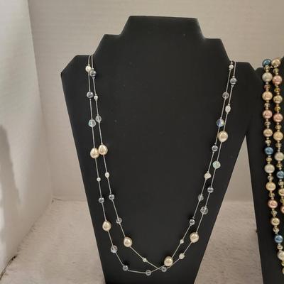 Necklace lot