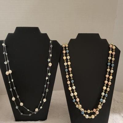 Necklace lot