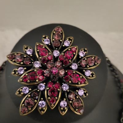 Vintage brooch and necklace