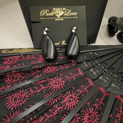 Park Lane Earrings, Black and Fuchisa Lot.