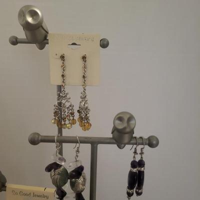 Bracelet and earrings, 1 Ring size 7