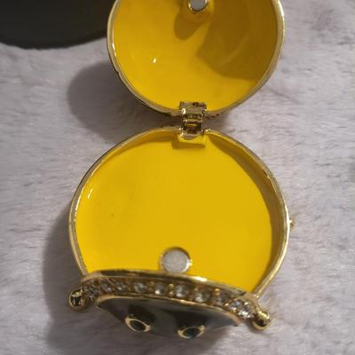 7 Peace lot, ladybug Trinket box