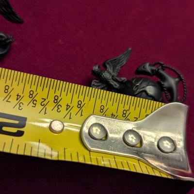 Sale Photo Thumbnail #2637: USMC Officer Hat Device - 13 Star Eagle Anchor #9