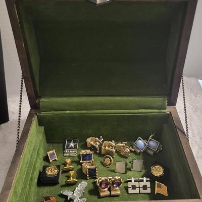 Skull jewelry box tie pin, Eagle brooch, Cuff links.
