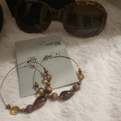 Rustic jewelry lot, Napier necklace