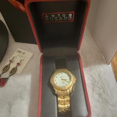 Anton Ru Sano watch, Variety of jewelry