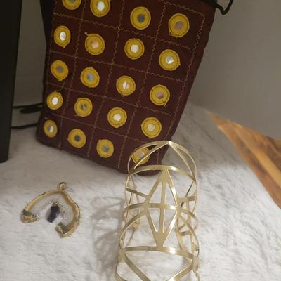 Earthly style jewelry
