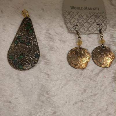 Earthly style jewelry