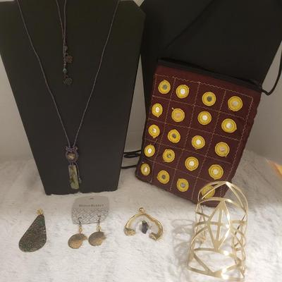 Earthly style jewelry