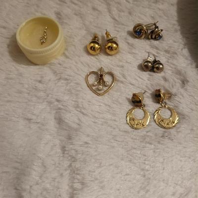 Silpada 14k Gold failed necklace, Fossil watch, Barette, Earrings