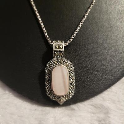 Marcasite mother of Pearl 925 necklace and earrings