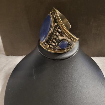 Beautiful 925 Afghani cuff bracelet. 52 g handcrafted.