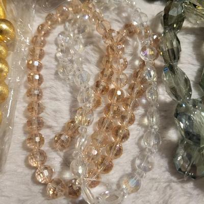 Jewelry making beads various Material