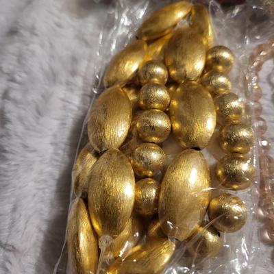 Jewelry making beads various Material