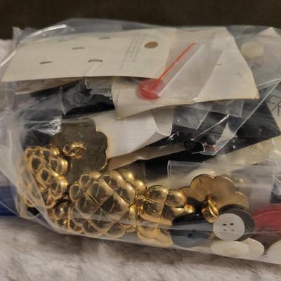 Buttons and broken craft jewelry