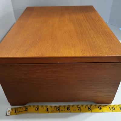 Lovely jewelry box with a key