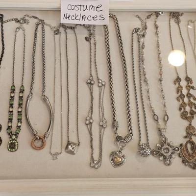Sale Photo Thumbnail #779