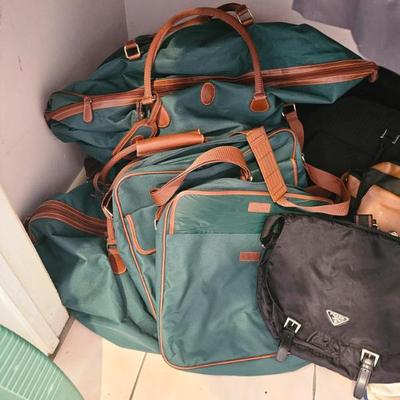 Sale Photo Thumbnail #796