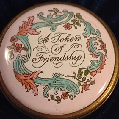 Sale Photo Thumbnail #255: Bilston & Battersea Enameled Box 'A Token of Friendship'- With Original Box