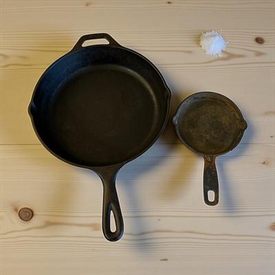 Lodge Cast Iron Frying Pans Set Of 2