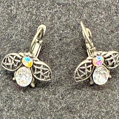 Sale Photo Thumbnail #513: Wings have a open-lattice design. For pierced earrings.
