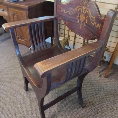 Sale Photo Thumbnail #2274: Antique North Wind Throne Chair