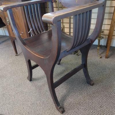 Sale Photo Thumbnail #2273: Antique North Wind Throne Chair