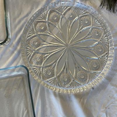 Assorted Clear Glass Cooking Dishes