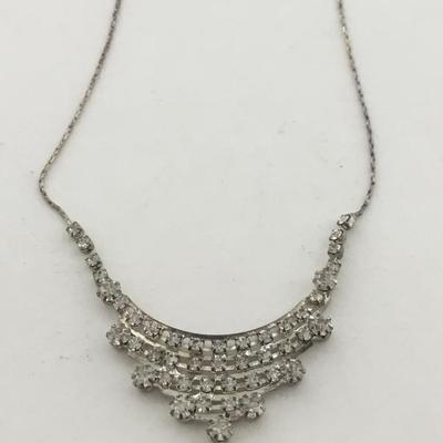 Silver tone unmarked collar necklace