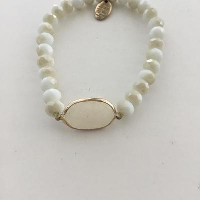 Time tru beaded stretchy fashion bracelet