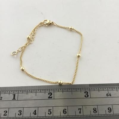 Gold tone beaded bracelet