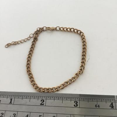 Gold tone plain fashion bracelet