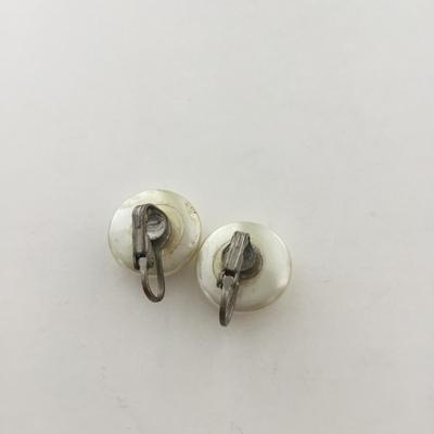 Faux pearl clip on vintage earrings