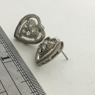 Silver tone heart fashion earrings