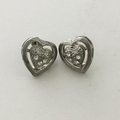 Silver tone heart fashion earrings