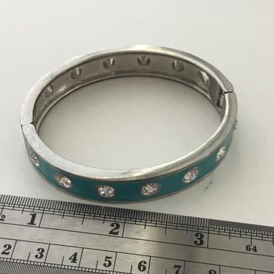 Light blue rhinestone fashion bracelet
