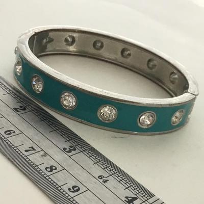 Light blue rhinestone fashion bracelet