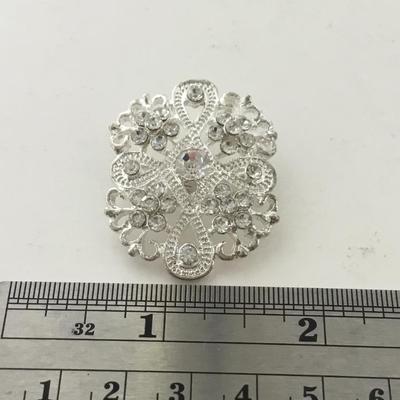 Beautiful silver tone pin rhinestone