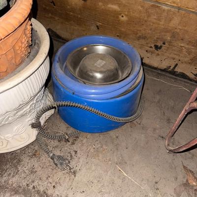 S39-Pots/buckets