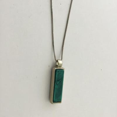 Express marked beautiful long necklace