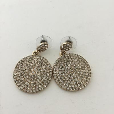 Gold tone round rhinestone fashion earrings