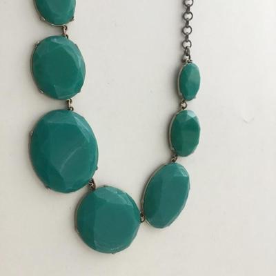 Light blue/green fashion unmarked necklace