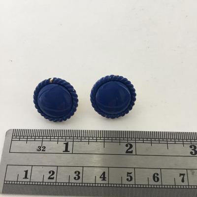 Gold tone blue vintage clip on earrings