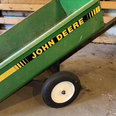 BN5-John Deere trailer
