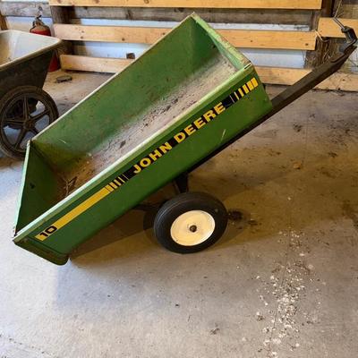 BN5-John Deere trailer